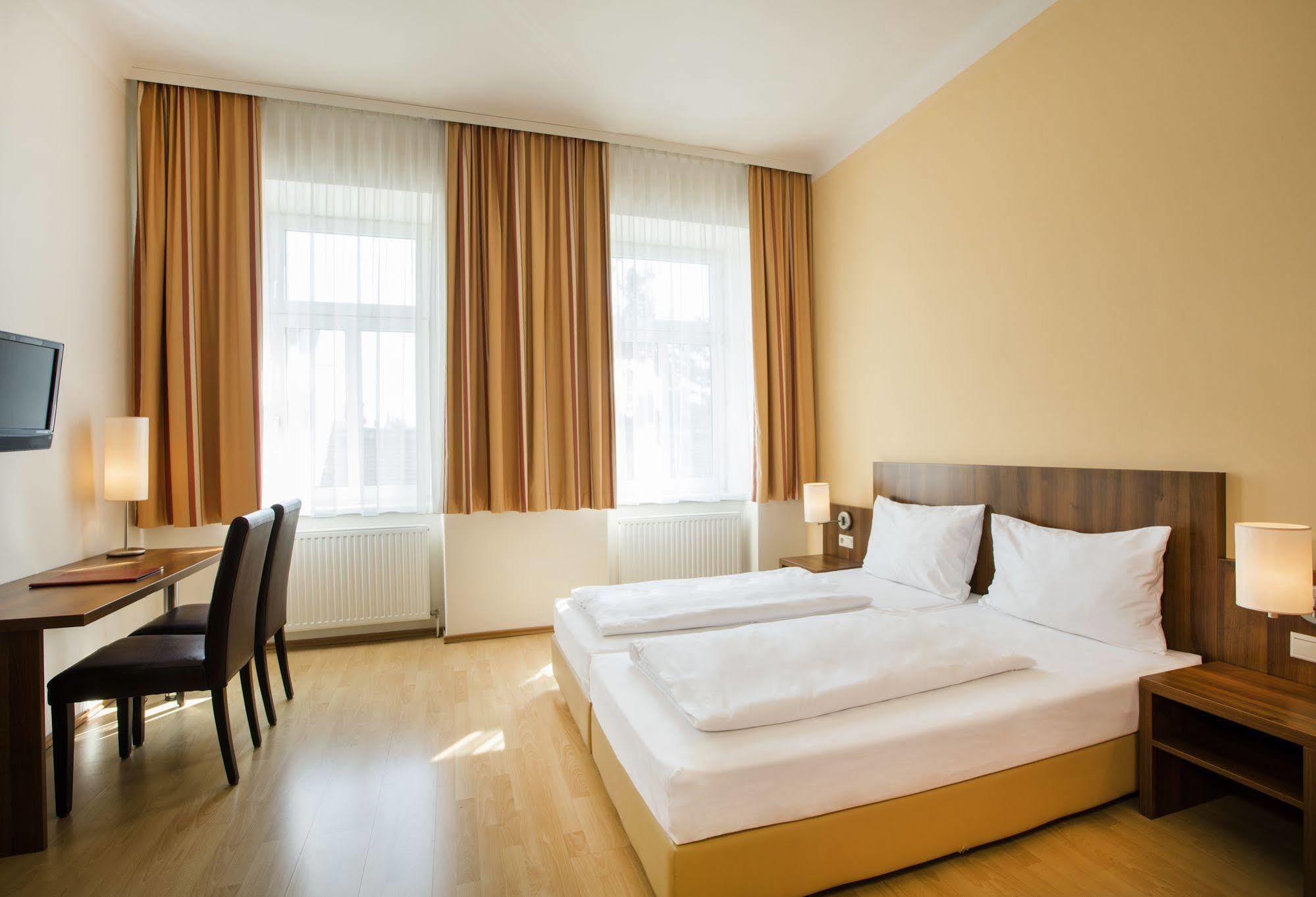 Hahn Hotel Wiedeń Zewnętrze zdjęcie